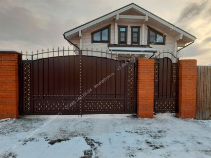 Кованые ворота Арт.ВХК-81 купить в Москве